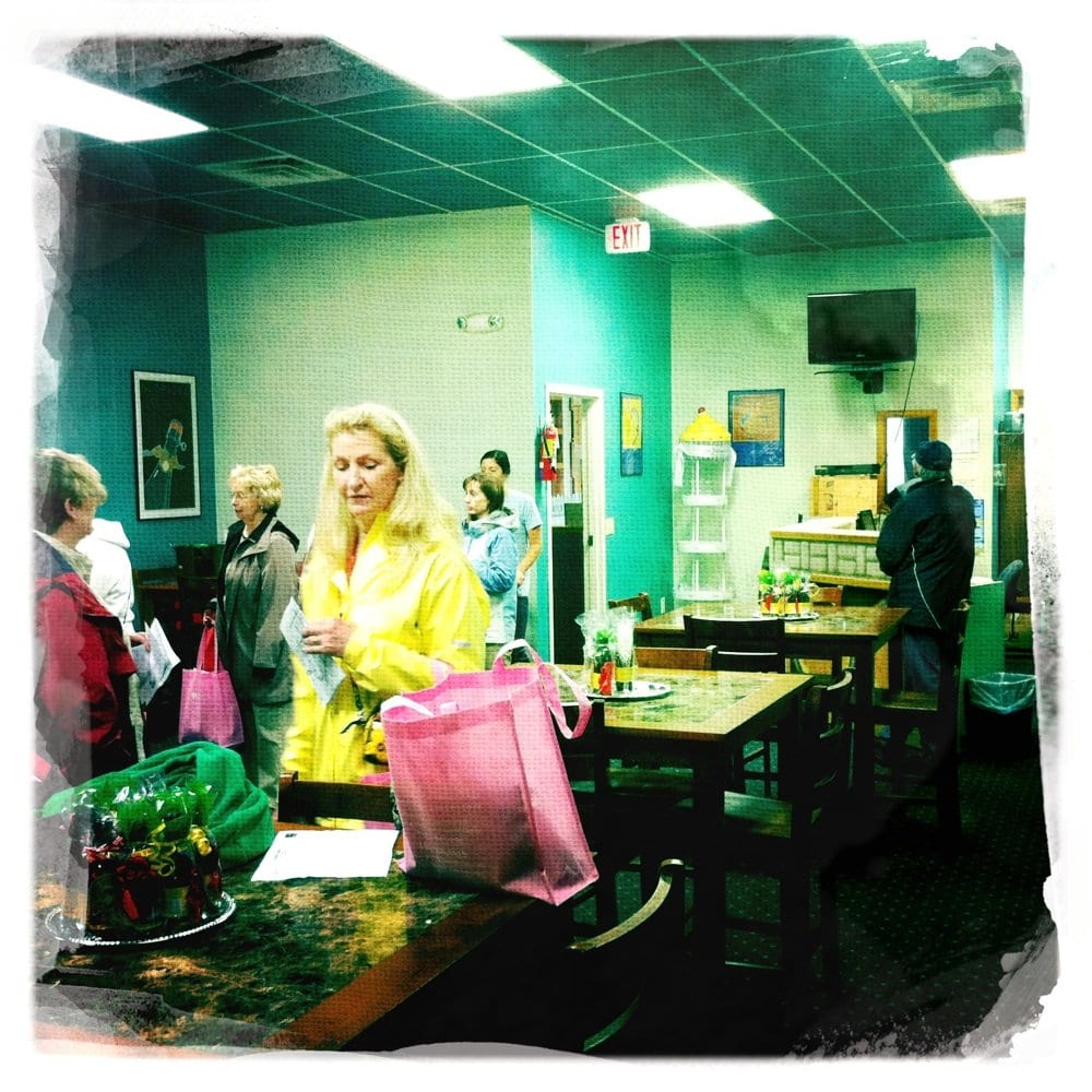 AMHERST PARTY SHOP Updated September 2024 14 Photos 275 S Main St