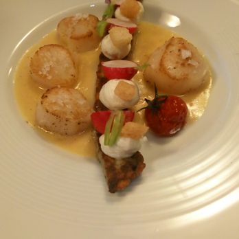 On 600 bien - Saint-Jacques - Italian Near Me - Charleroi, WHT