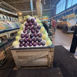 Central Market Cafe - Cabbage pyramid