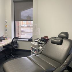 Advanced Orthopedics & Physical Therapy - Therapy room