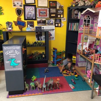 Little Hair Kuts - Waiting area of Toys galore! - Hair Salons Near Me - Round Rock, Texas Little Hair Kuts - Waiting area of Toys galore! - Hair Salons Near Me - Round Rock, Texas