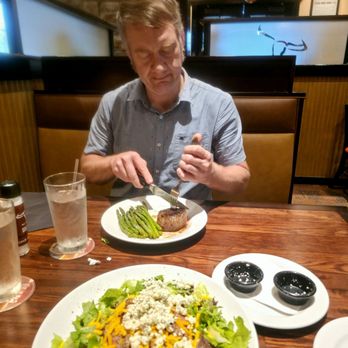 LongHorn Steakhouse - 7-Pepper Sirloin Salad - Steakhouses Near Me - Manor, Texas LongHorn Steakhouse - 7-Pepper Sirloin Salad - Steakhouses Near Me - Manor, Texas