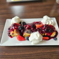 Thyme On The River - Hawaiian French Toast with Fresh Berry Compote