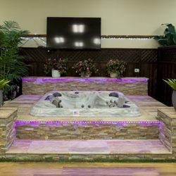 Creative Spa Designs - Sedona Deluxe Deck 10 x 12
Comes in more color selections