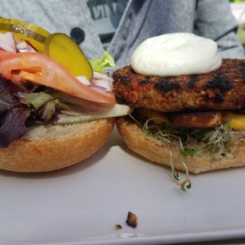 Fresh on Eglinton - veggie burger - Vegan Near Me - Toronto, Ontario