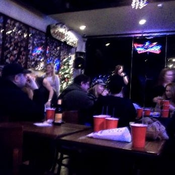 Inwood Tavern - Dive Bars Near Me - Dallas, Texas Inwood Tavern - Dive Bars Near Me - Dallas, Texas