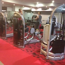 X Gym & Fitness - Siłowni część ciężka czyli Masa