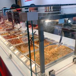 Bambuu Asian Eatery - Steam table