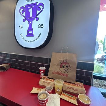 Jollibee - Dining in - Fast Food Near Me - Roseville, California Jollibee - Dining in - Fast Food Near Me - Roseville, California