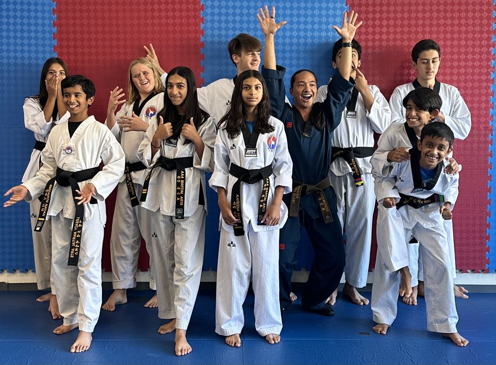 Legacy Martial Arts Logo