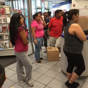 US Post Office - The line of customers waiting to be served - Post Offices Near Me - Las Vegas, Nevada