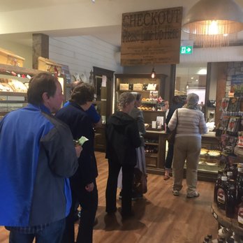 Anna Mae's Bakery & Restaurant - Canadian (New) Near Me - Millbank, Ontario