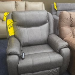 Power Recliner (FOOT,HEAD,LUMBAR,HEAT,MESSAGE) Starting at $1249.99and up! Also availbe in Different FABRIC Manual!