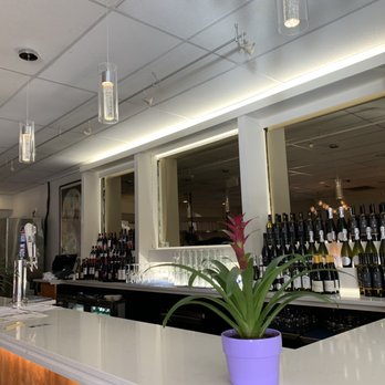 A Modo Mio - Bar - Pizza Near Me - Arlington, Virginia