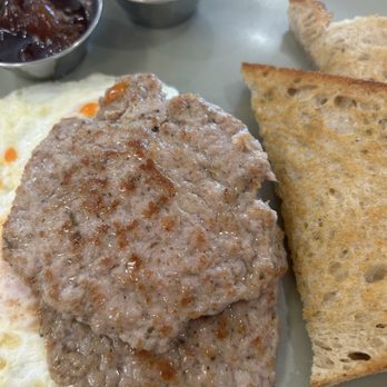 Beautiful Day - Sausage and Eggs - Breakfast & Brunch Near Me - La Quinta, California Beautiful Day - Sausage and Eggs - Breakfast & Brunch Near Me - La Quinta, California