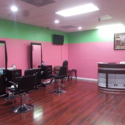Rubi Eyebrow Threading & Gifts