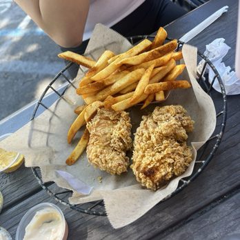 Chicken G's - Chicken tenders and fries - Halal Near Me - Mountain View, California