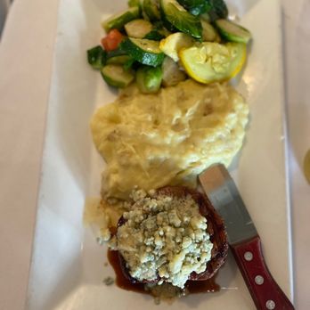 Paradise Beach Grille - Black Angus Filet Mignon - New American Near Me - Capitola, California Paradise Beach Grille - Black Angus Filet Mignon - New American Near Me - Capitola, California