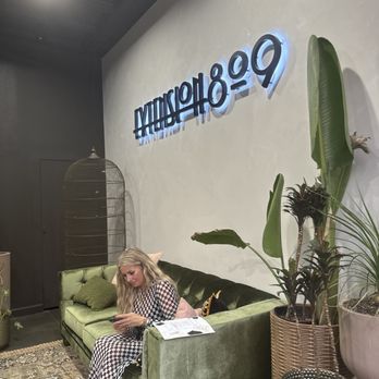 Extension 809 - The salon - Hair Stylists Near Me - Temecula, California Extension 809 - The salon - Hair Stylists Near Me - Temecula, California