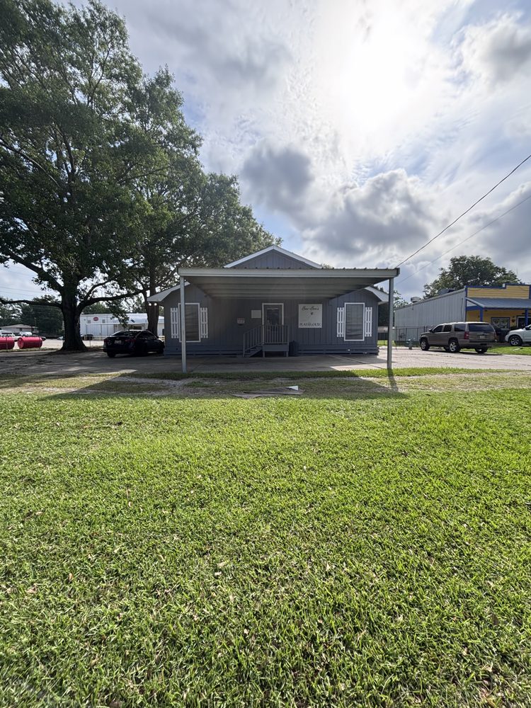 Bee-Bees Playhouse - childcare center in Lafayette, LA