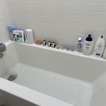 Happi Cleaning - The bathtub was so clean. The amenities were laid out so cutely for our baby's bath-time! - Home Cleaning Near Me Happi Cleaning - The bathtub was so clean. The amenities were laid out so cutely for our baby's bath-time! - Home Cleaning Near Me