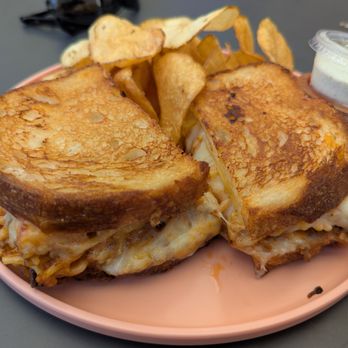 Burnt Crumbs - Spaghetti grilled cheese sandwich - New American Near Me - Irvine, California Burnt Crumbs - Spaghetti grilled cheese sandwich - New American Near Me - Irvine, California