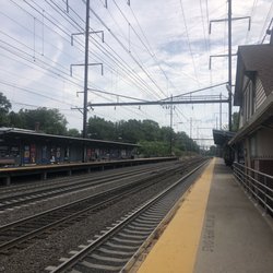 Metuchen Train Station