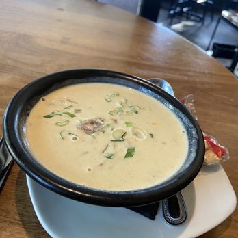 Tommy O's @ The Camas Hotel - Smoked clam chowder. Awesome starter. - Sushi Bars Near Me - Camas, Washington Tommy O's @ The Camas Hotel - Smoked clam chowder. Awesome starter. - Sushi Bars Near Me - Camas, Washington