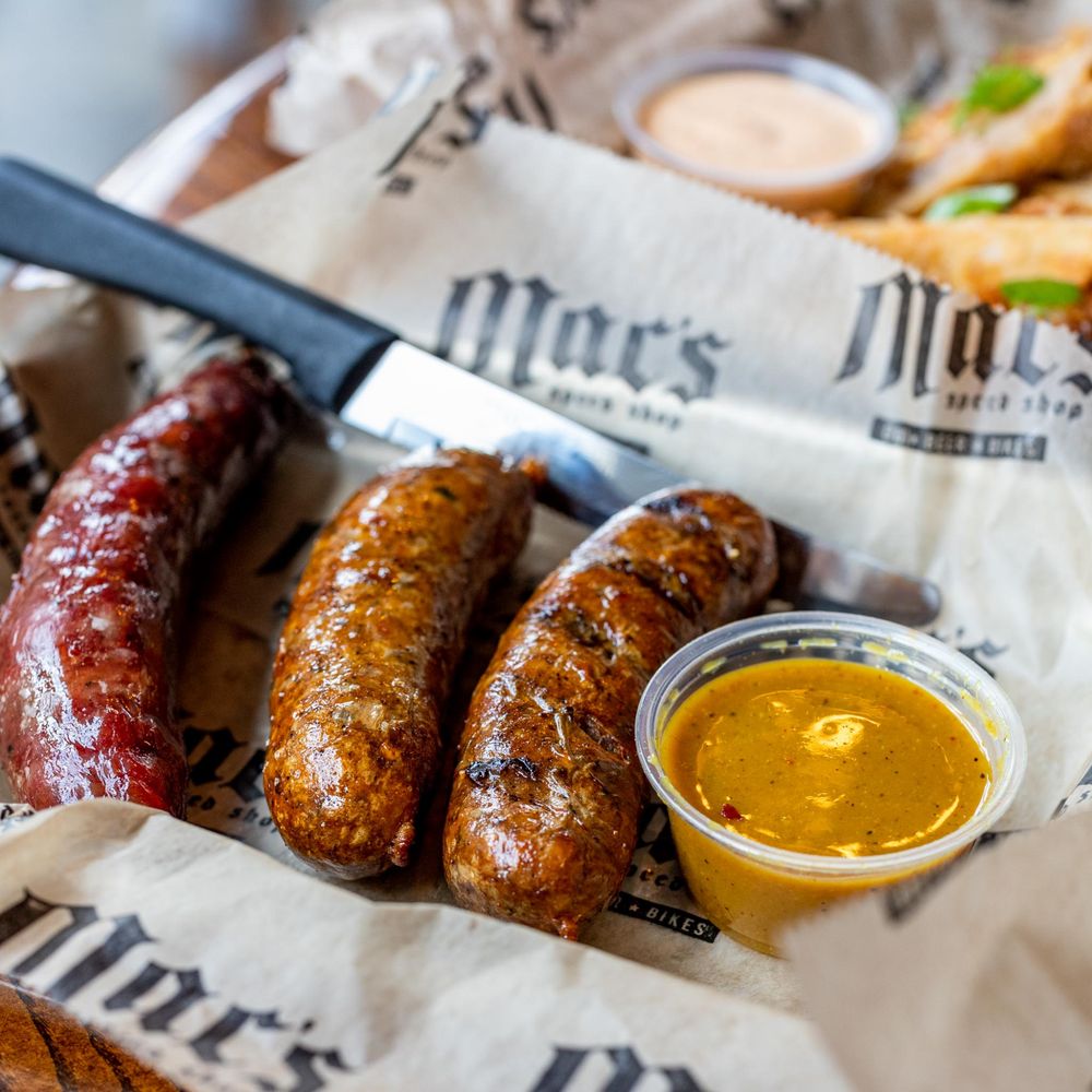 Mac's Speed Shop - South End