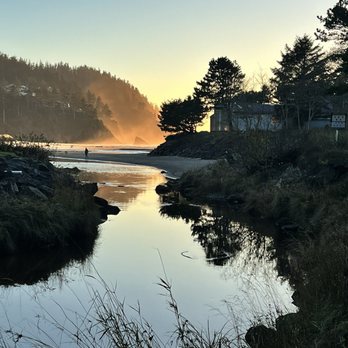 The Cafe on Hawk Creek - View by restaurant - Cafes Near Me - Neskowin, Oregon The Cafe on Hawk Creek - View by restaurant - Cafes Near Me - Neskowin, Oregon