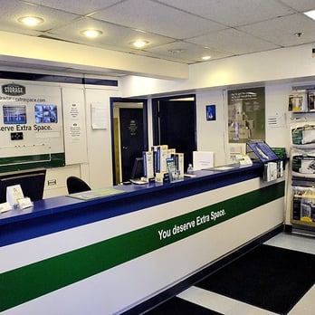 Extra Space Storage - Self Storage Near Me - Marina del Rey, California