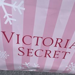 Victoria's Secret & PINK