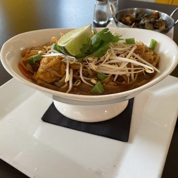 Exit Zero Filling Station - Pad Thai with chicken - Burgers Near Me - Cape May, New Jersey Exit Zero Filling Station - Pad Thai with chicken - Burgers Near Me - Cape May, New Jersey