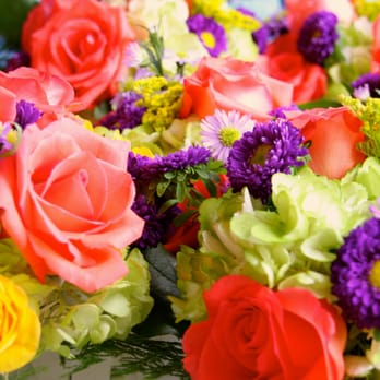 Deihls' Flowers - Fresh and vibrantly colored flowers - Nurseries & Gardening Near Me - Burnham, Pennsylvania