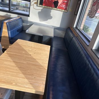 Raising Cane's Chicken Fingers - Employees strive to keeping the area you eat in clean - Fast Food Near Me - Hemet, California Raising Cane's Chicken Fingers - Employees strive to keeping the area you eat in clean - Fast Food Near Me - Hemet, California