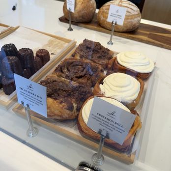 JL Patisserie - Pastries- cinnamon roll, pecan sticky bun - Bakeries Near Me - Phoenix, Arizona