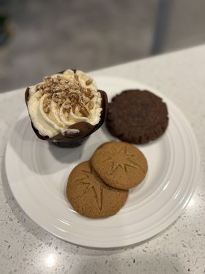 Starburst Parlor Keto Bakery & Coffee Parlor by null