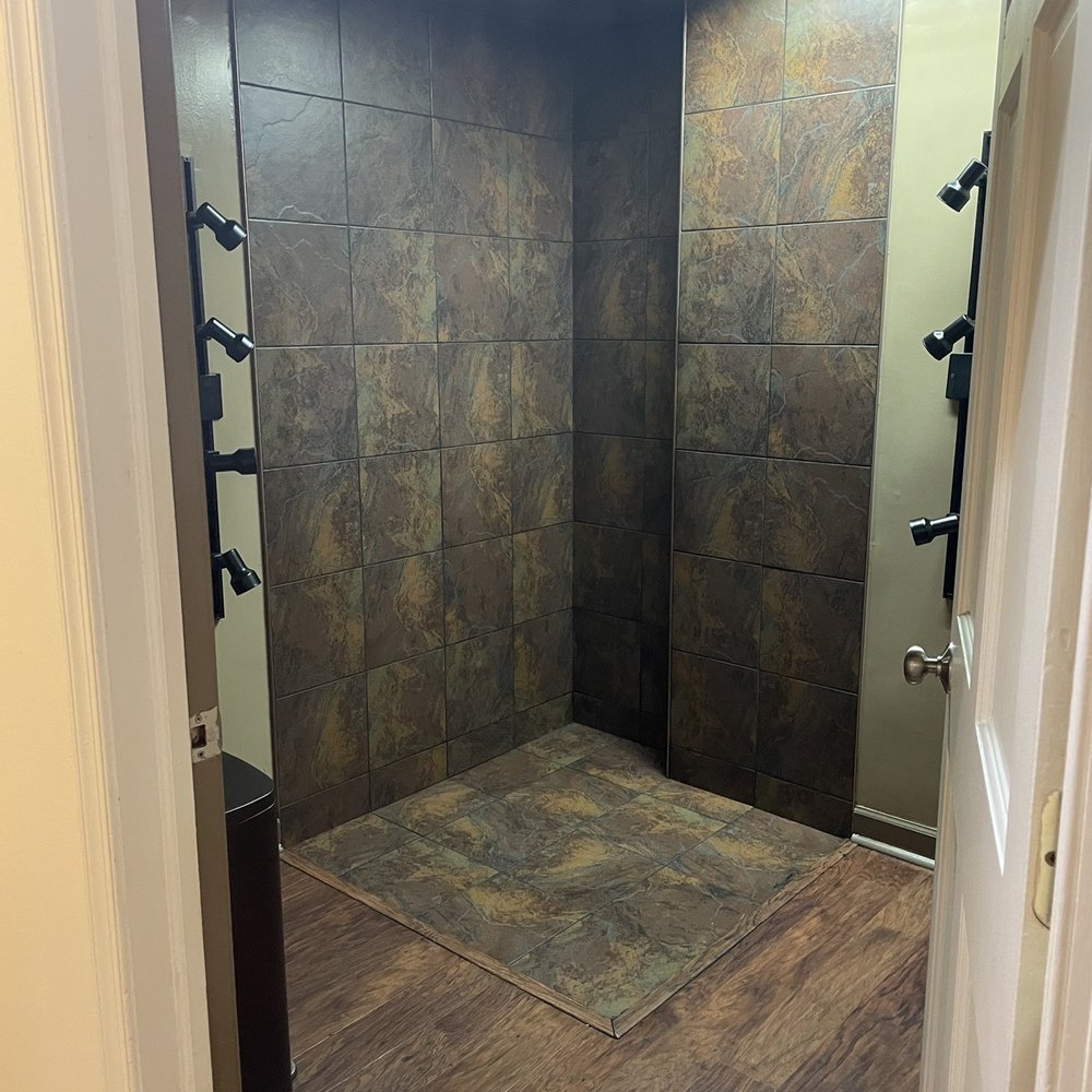 SUGARED + BRONZED - Spray Tanning room - Tanning Near Me - Philadelphia, Pennsylvania SUGARED + BRONZED - Spray Tanning room - Tanning Near Me - Philadelphia, Pennsylvania