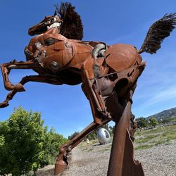 Sculpture Trail - Horse