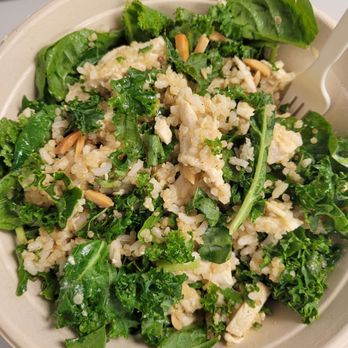 Carrot Express - Mario's Favorite Chicken Bowl - Salad Near Me - Fort Lauderdale, Florida Carrot Express - Mario's Favorite Chicken Bowl - Salad Near Me - Fort Lauderdale, Florida