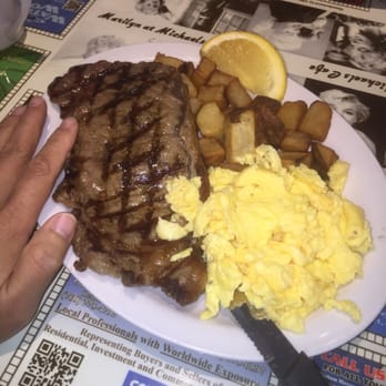Michael's Cafe - Pretty big breakfast steak - American Near Me - Cathedral City, California