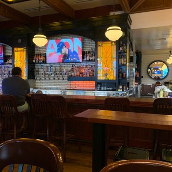 Tavern Hall - Bar - New American Near Me - Bellevue, Washington Tavern Hall - Bar - New American Near Me - Bellevue, Washington