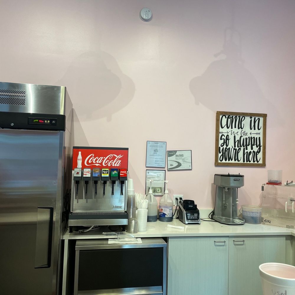 Scoops Ice Cream - a kitchen with a coffee machine - Ice Cream & Frozen Yogurt Near Me - Greencastle, Indiana Scoops Ice Cream - a kitchen with a coffee machine - Ice Cream & Frozen Yogurt Near Me - Greencastle, Indiana