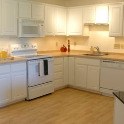 Plymouth Ponds Apartments - Upgraded Kitchen