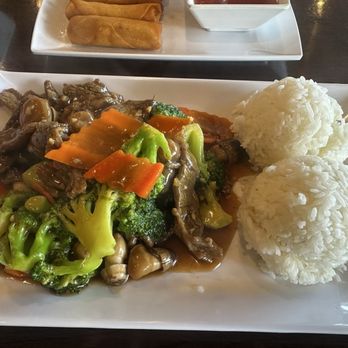 Yummy House - Broccoli Beef (L) 西兰牛 (L) - Chinese Near Me - Altamonte Springs, Florida Yummy House - Broccoli Beef (L) 西兰牛 (L) - Chinese Near Me - Altamonte Springs, Florida