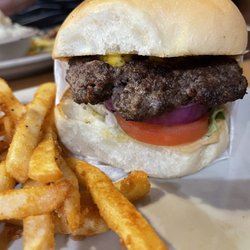 R & K Cafe II - Just a good ol' cheeseburger