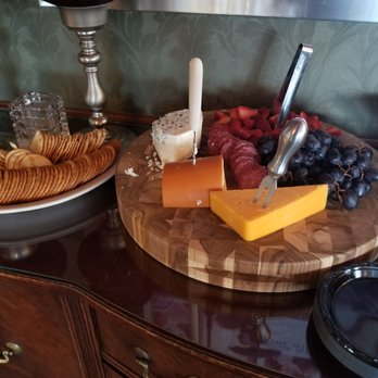 Hangar Hotel - Thursday Evening Snacks - Hotels Near Me - Fredericksburg, Texas Hangar Hotel - Thursday Evening Snacks - Hotels Near Me - Fredericksburg, Texas