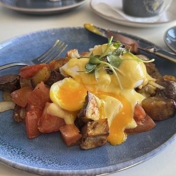 Third Place Cafe - Kumara Scramble -- usually has chorizo, but I got an extra egg instead - Coffee & Tea Near Me - Rotorua, BOP