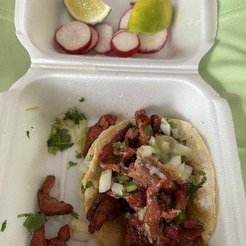 Luna's Tacos - Al Pastor taco. Very good. - Food Trucks Near Me - Stockton, California Luna's Tacos - Al Pastor taco. Very good. - Food Trucks Near Me - Stockton, California
