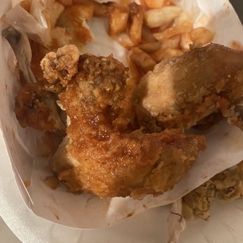 Harold's Chicken - Chicken Wings Near Me - Dyer, Indiana Harold's Chicken - Chicken Wings Near Me - Dyer, Indiana